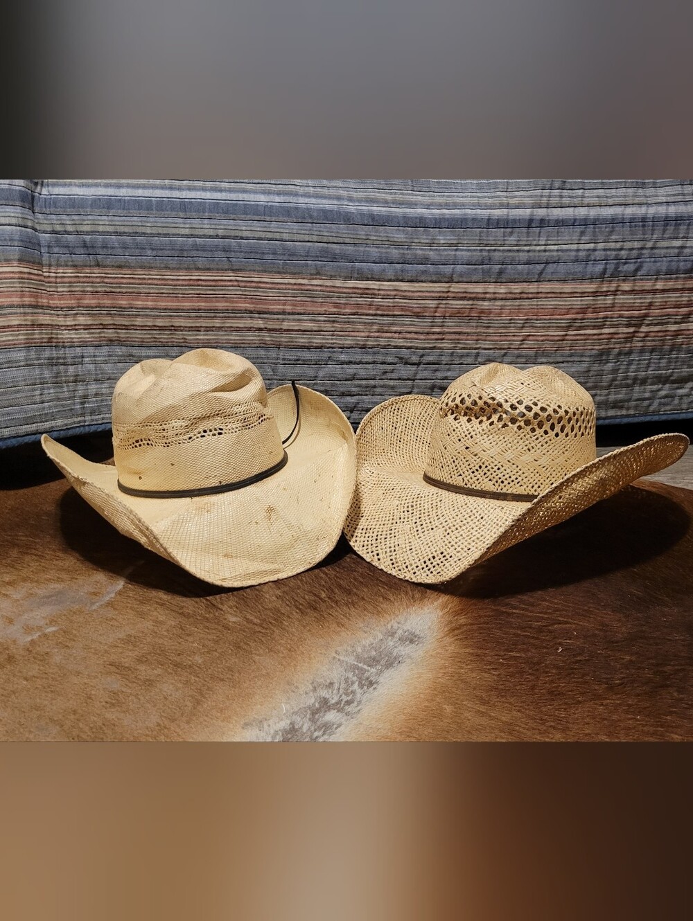Set Of 2 Rustic Straw Cowboy Hats Western Ranch Farmhouse Wall Decor